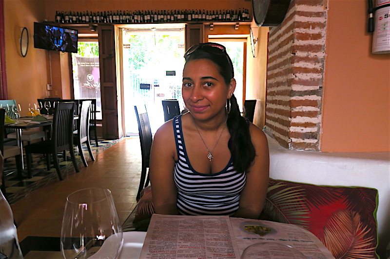 eating at pepe anca in cartagena, colombia ©hollydayz